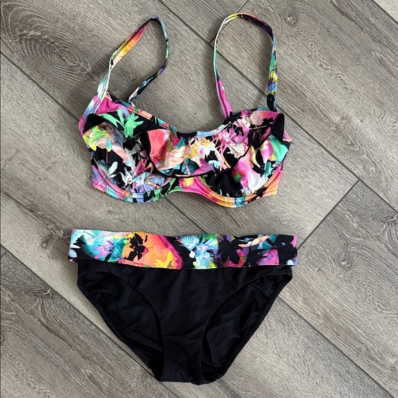 Seafolly bikini DD cup size 4/6 - Picture 1 of 4